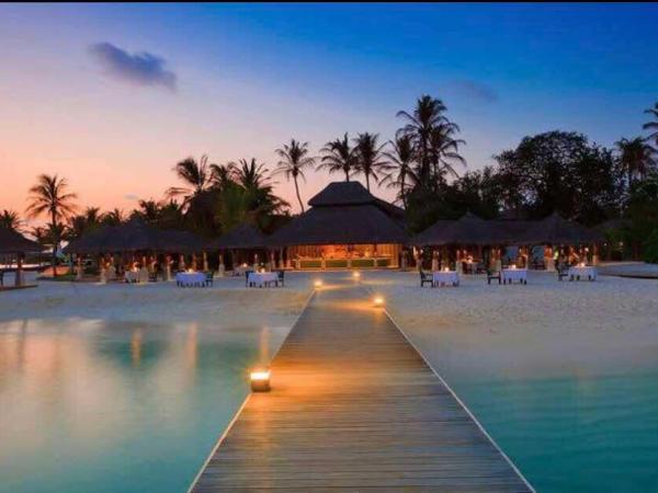 RELAX RECREATE RETREAT with RETURNING BENEFIT
